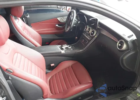 2019 Mercedes-Benz C 300 из США, поврежденный, VIN WDDWJ8DB6KF725013